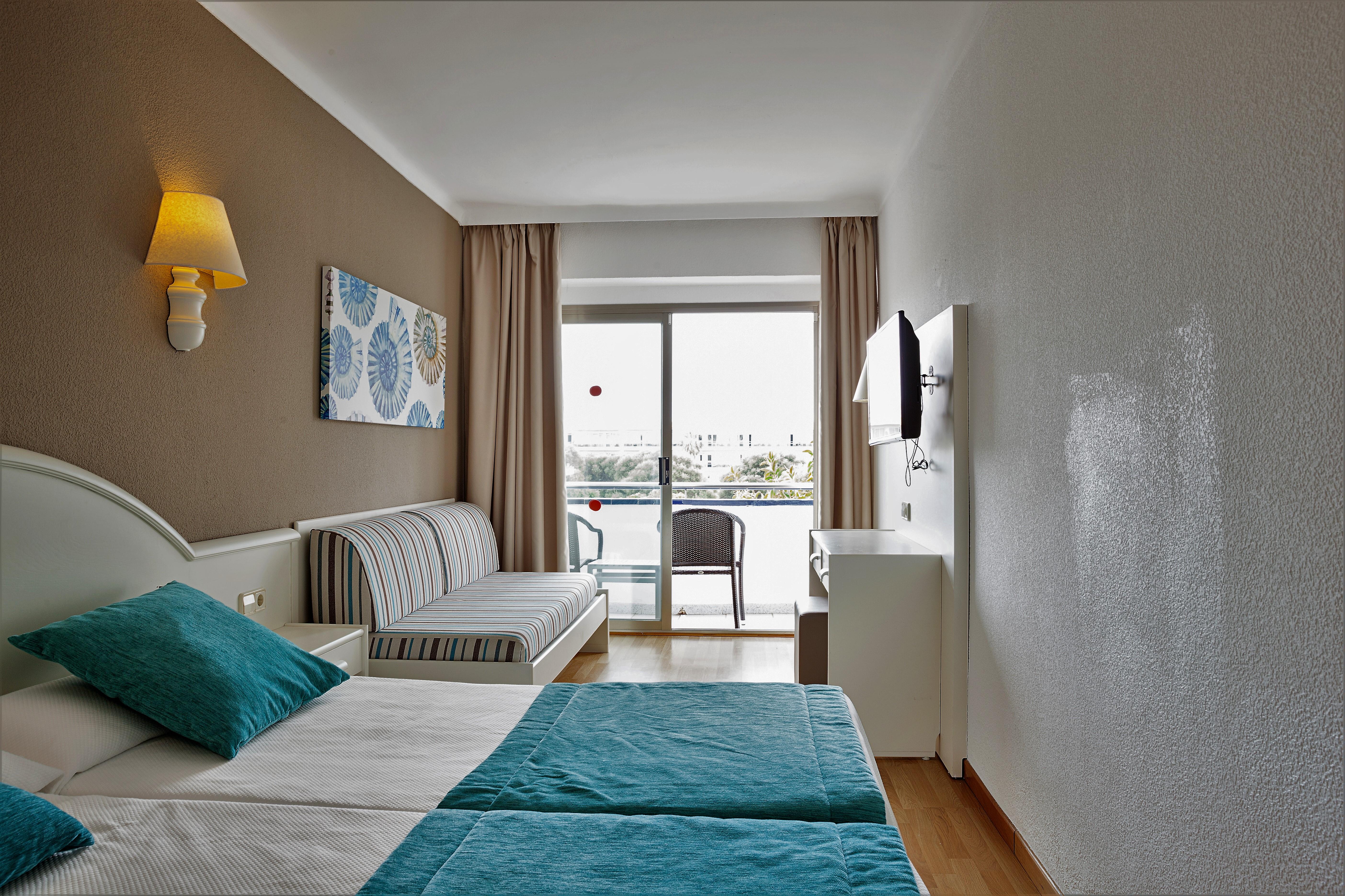 Hotel Mariant S'Illot  Buitenkant foto