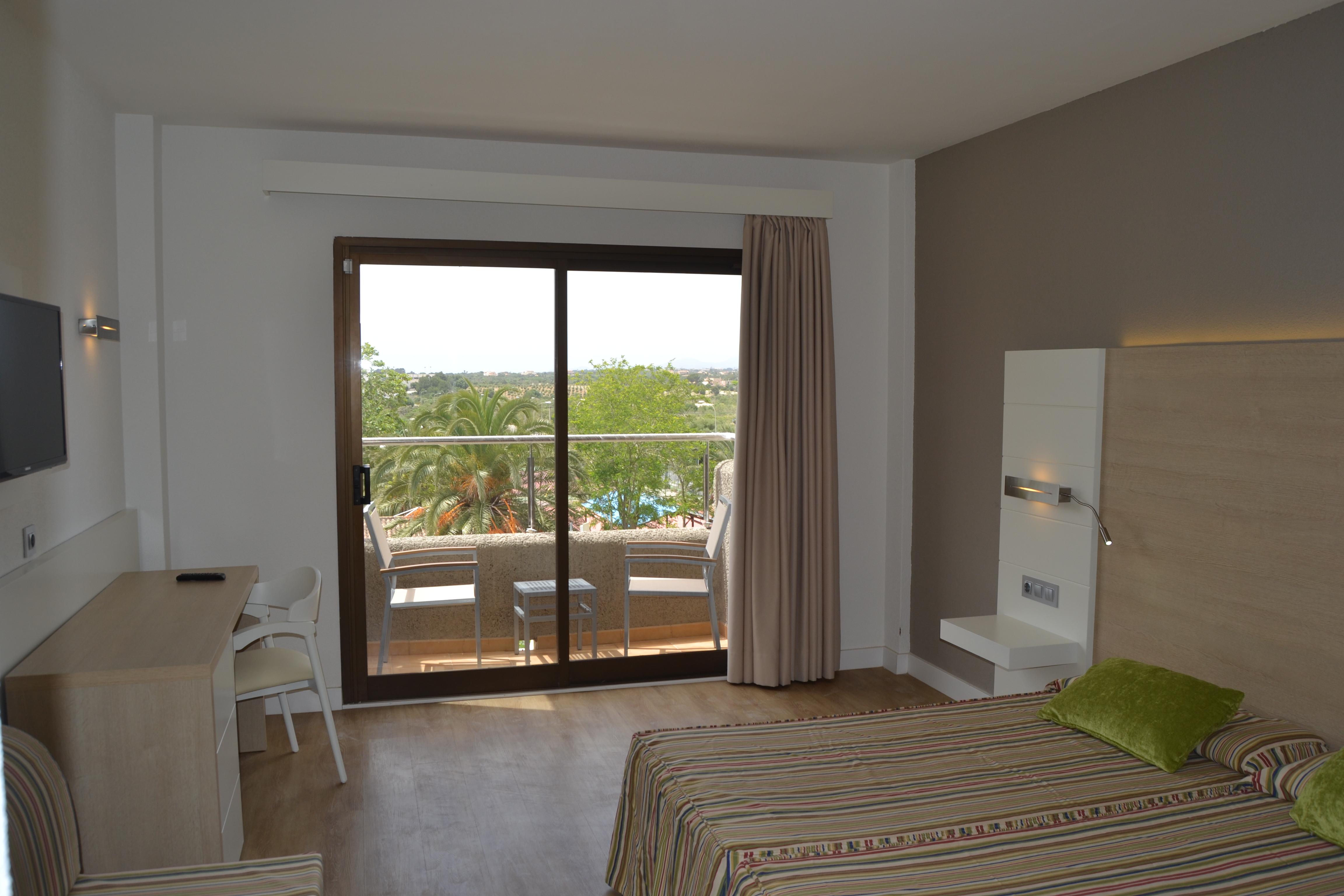 Hotel Mariant S'Illot  Buitenkant foto