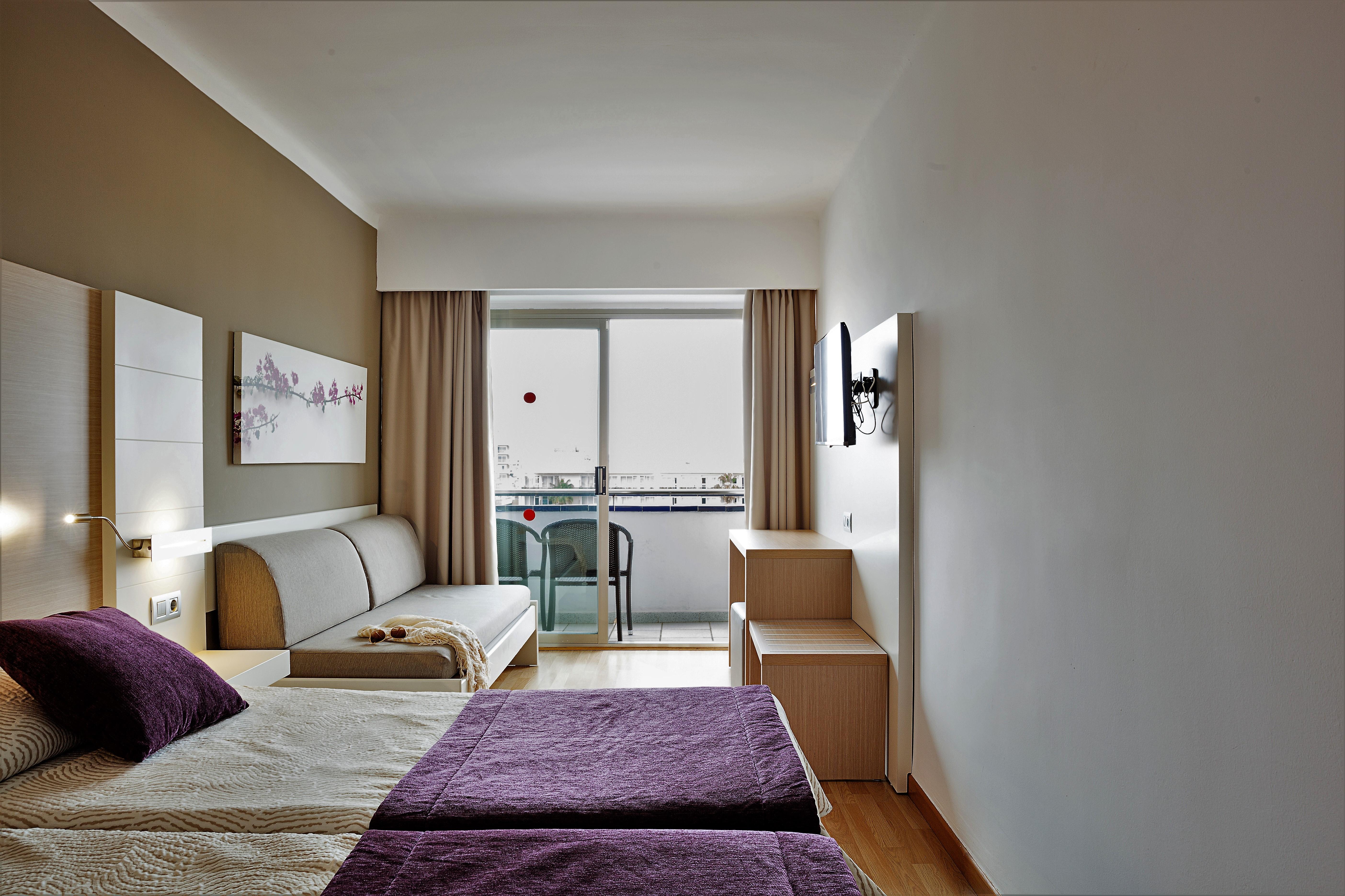 Hotel Mariant S'Illot  Buitenkant foto