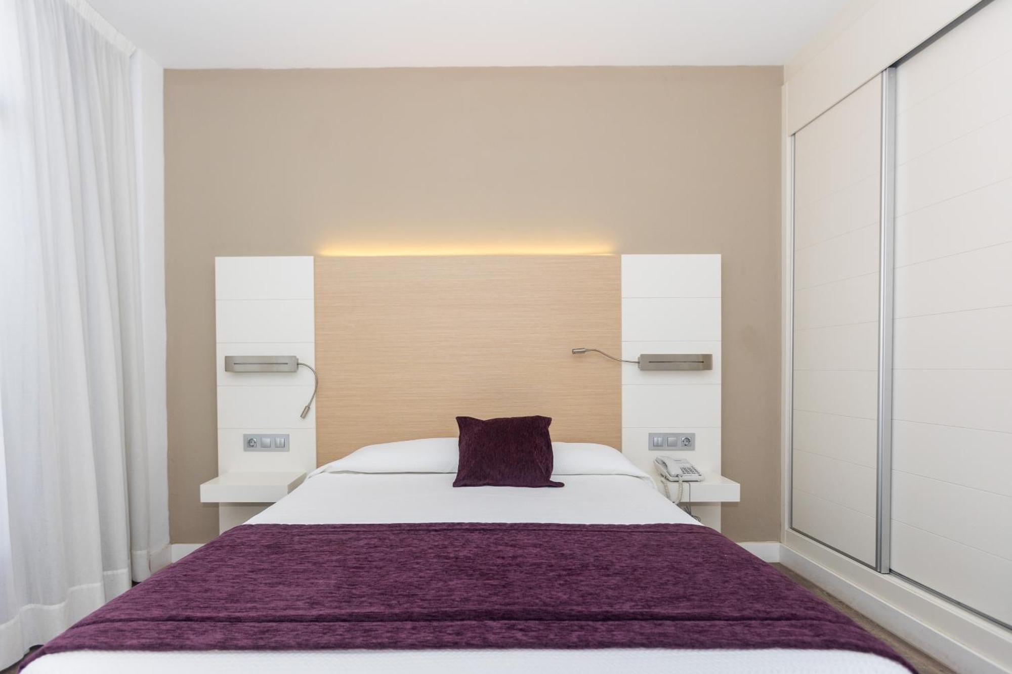 Hotel Mariant S'Illot  Buitenkant foto
