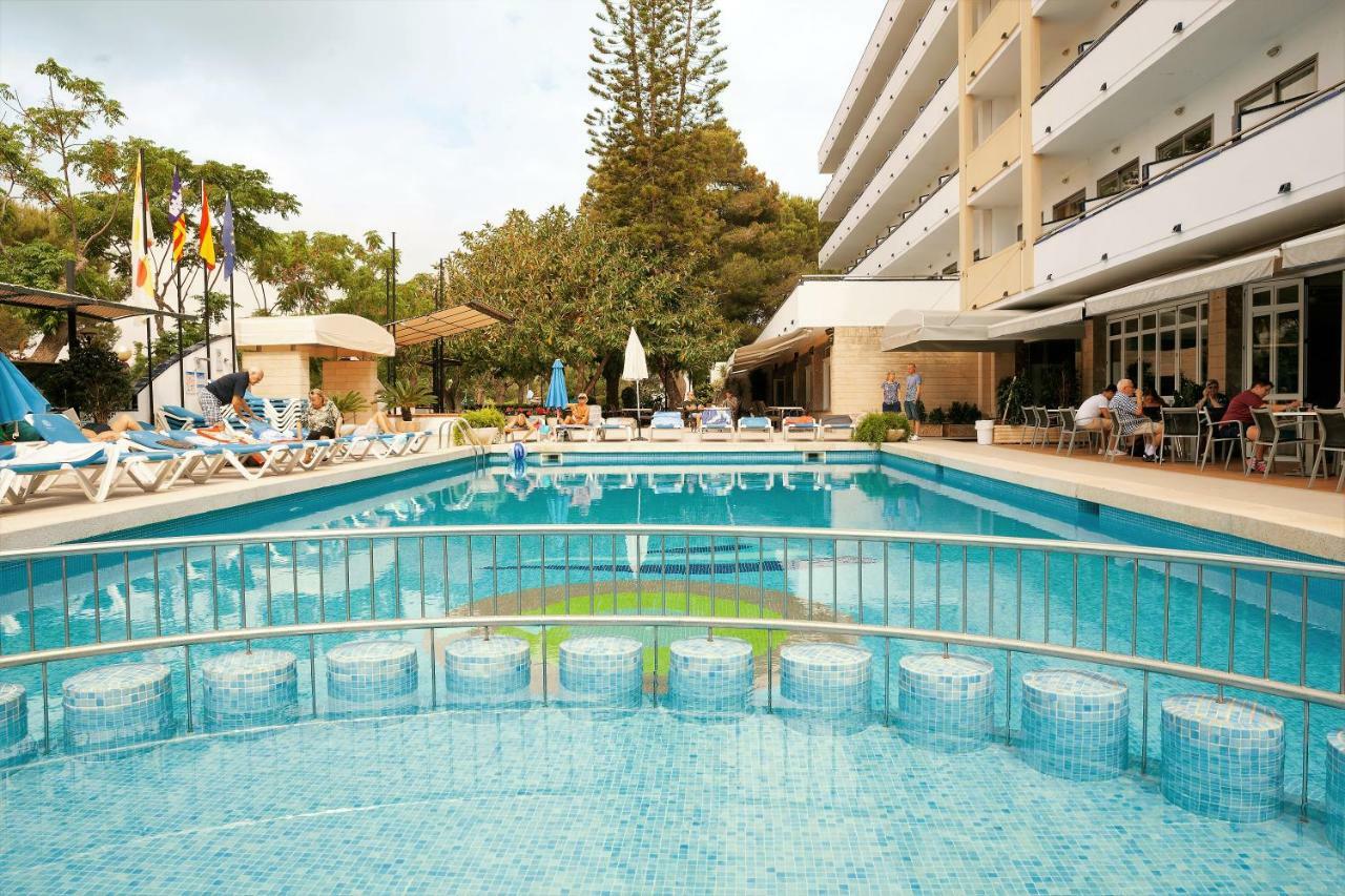 Hotel Mariant S'Illot  Buitenkant foto